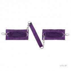 lelo lilas femme avec chaîne de sutra