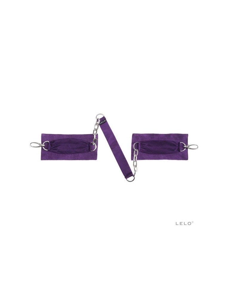 lelo lilas femme avec chaîne de sutra