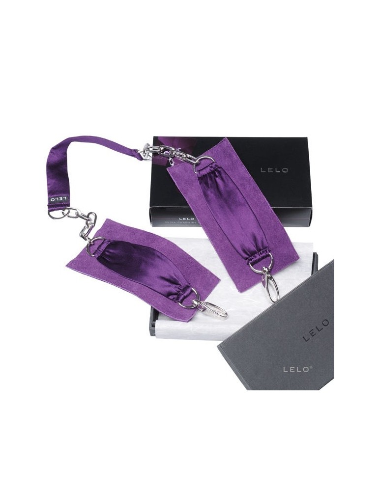 lelo lilas femme avec chaîne de sutra_3