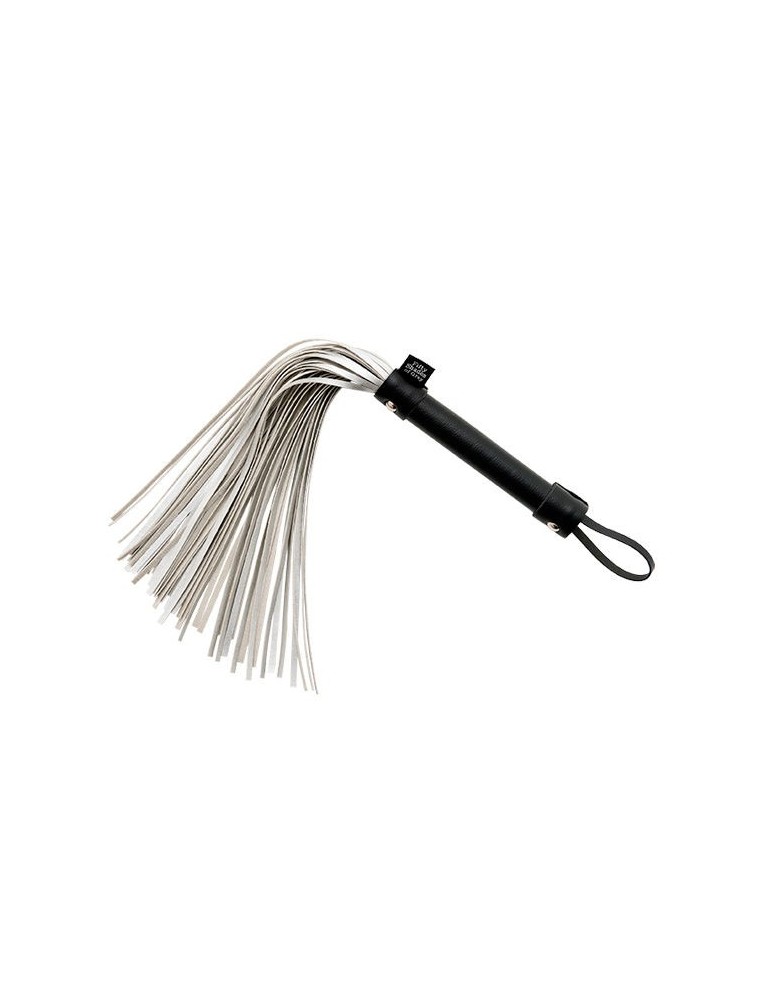 cinquante nuances de fouet en satin gris