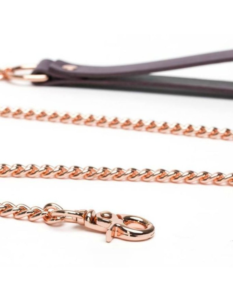 collier et laisse en cuir libéré cinquante nuances_4