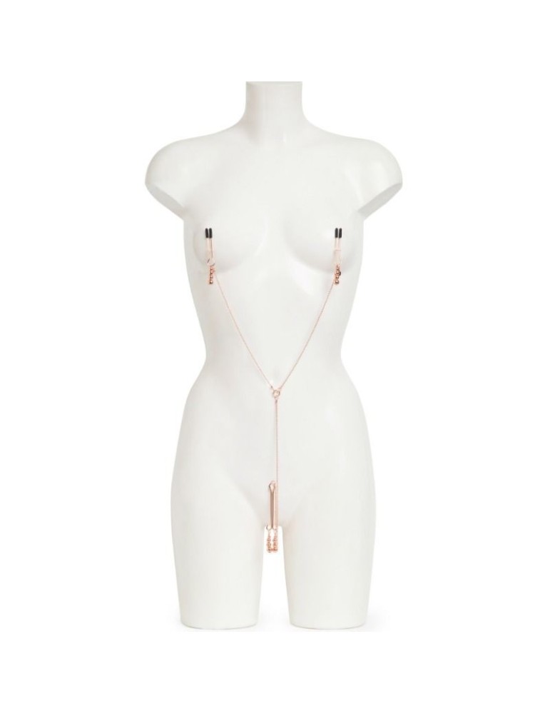 cinquante nuances de chaînes de mamelon et de clitoris libérés