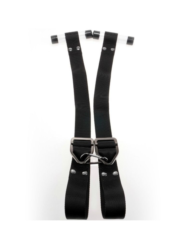 sir richards command menottes porte bondage_5