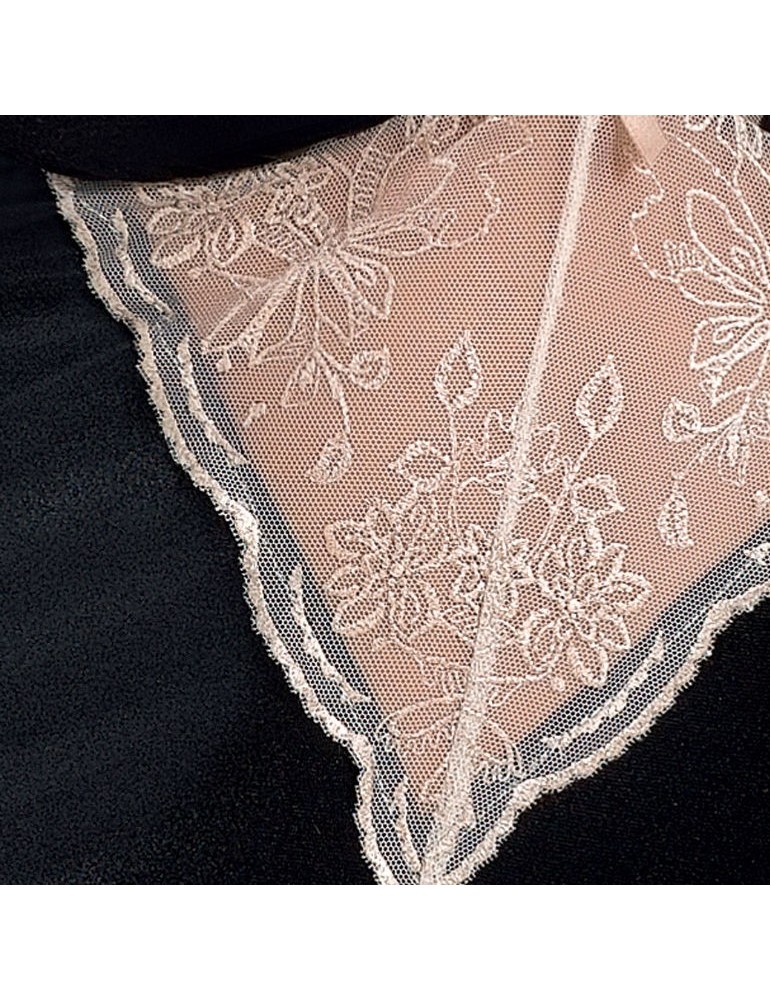 chemise et string lotus noir