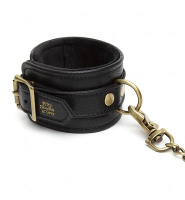 cinquante nuances de chevilles grises liées à vous_3