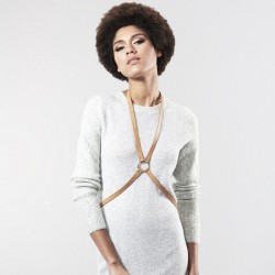 bijoux indiscrets harnais poitrine croix marron labyrinthe_3