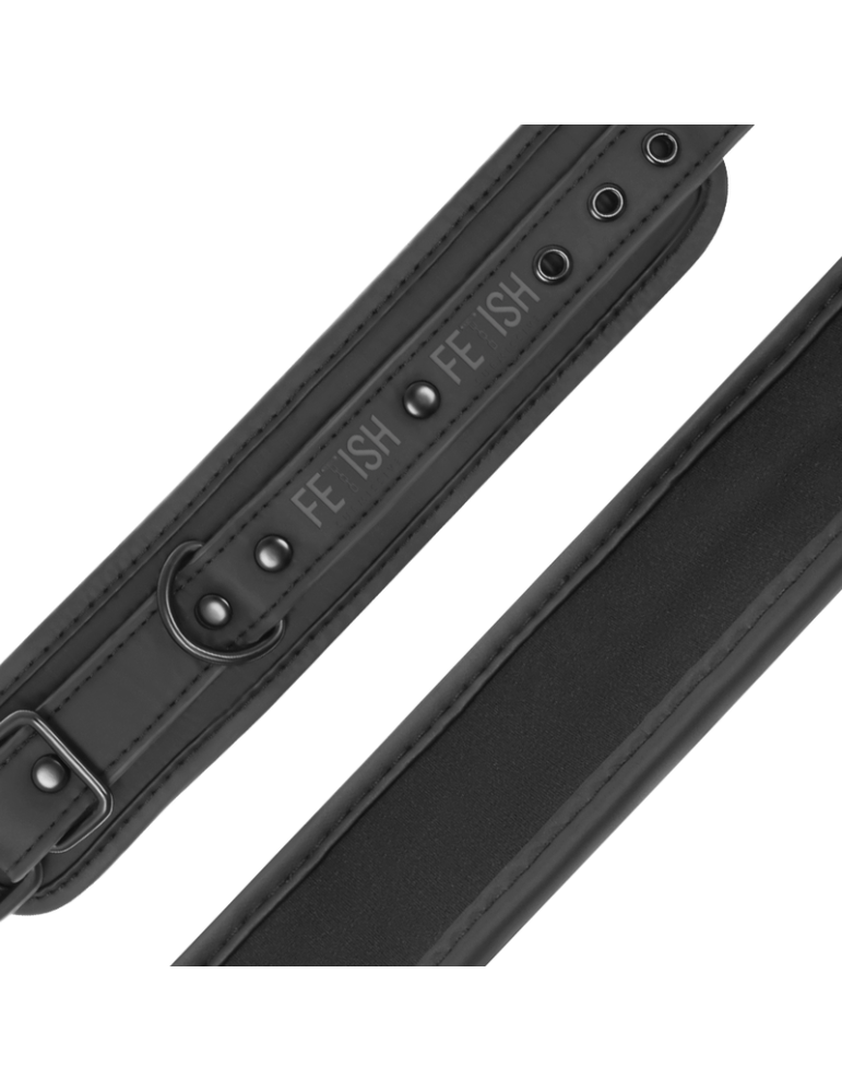 fétiche soumis menottes chevilles cuir vegan_8