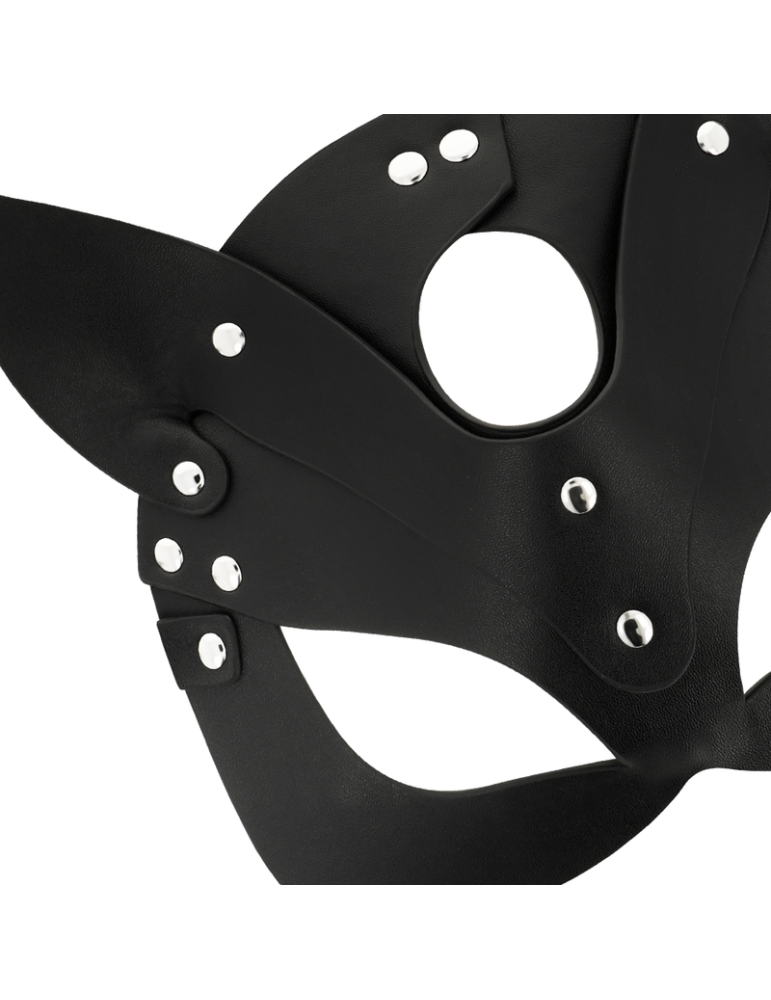 masque coquette en cuir vegan avec oreilles de chat_4
