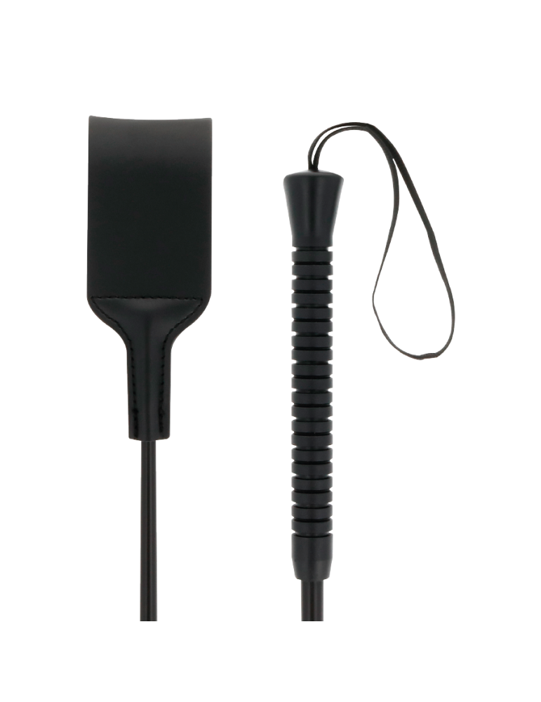 ténèbres fétichisme fouet noir bdsm