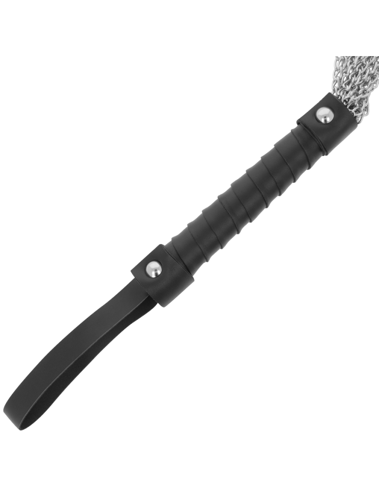 obscurité fouet bondage métal bdsm_2