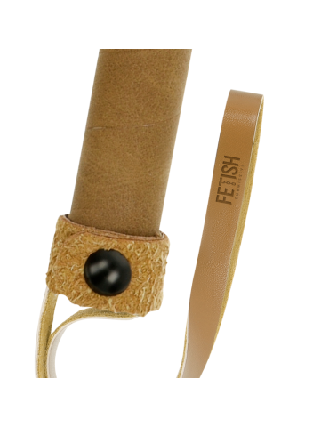 fétiche soumis origine fouet cuir vegan_3