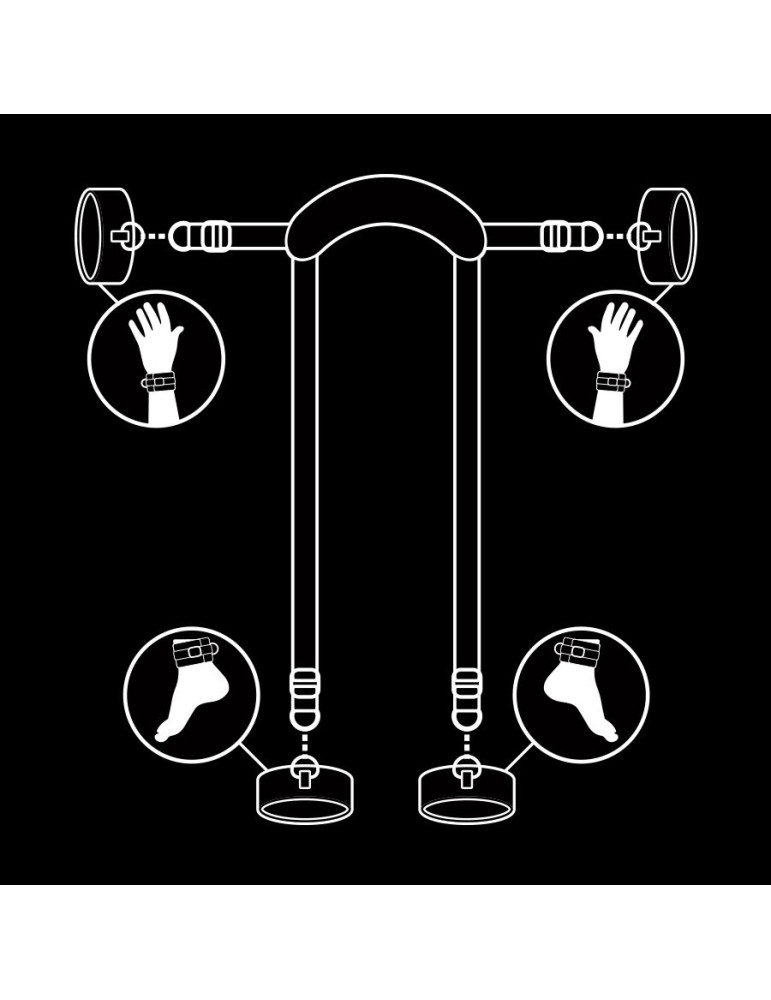 position de maître soumise fétiche avec 4 menottes_4