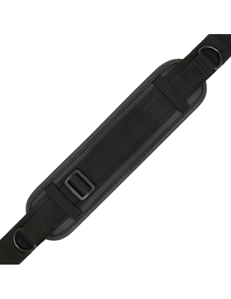 position de maître soumise fétiche avec 4 menottes_8