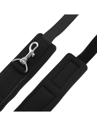 menottes bondage obscurité pour la porte_5