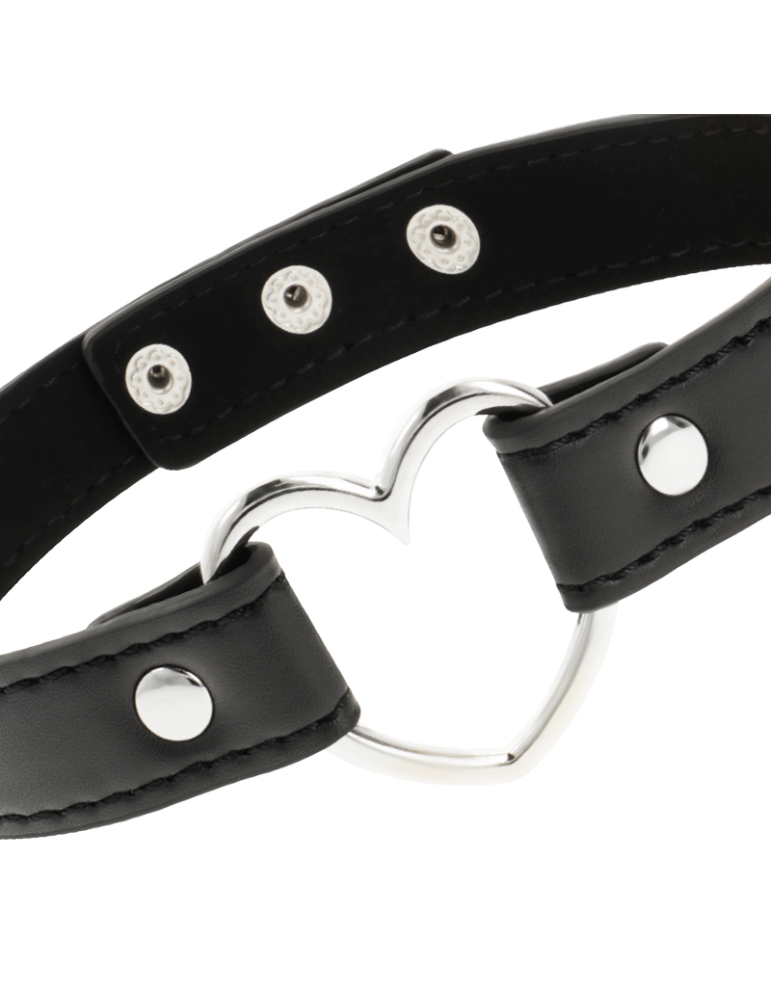 collier coquette accessoire en cuir vegan femme coeur_4