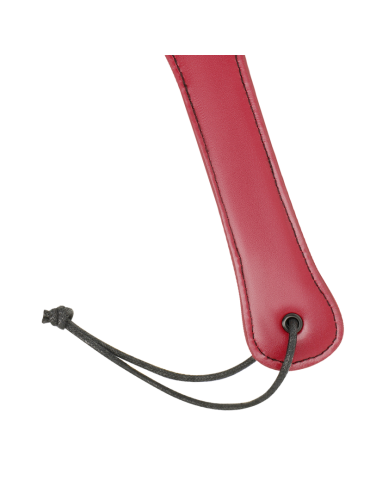 fétiche soumis pièce sombre fouet en cuir vegan_3