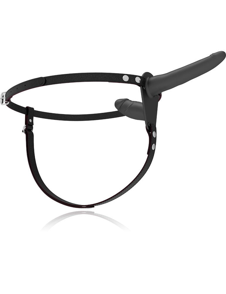 fétichisme soumis gode ceinture sur double pénétration noir_4