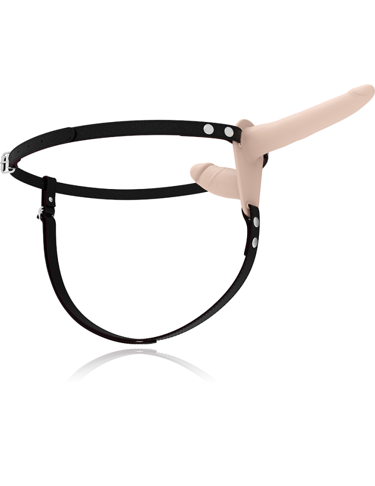 fétiche soumise sangle sur double pénétration vibromasseur chair en haut_3